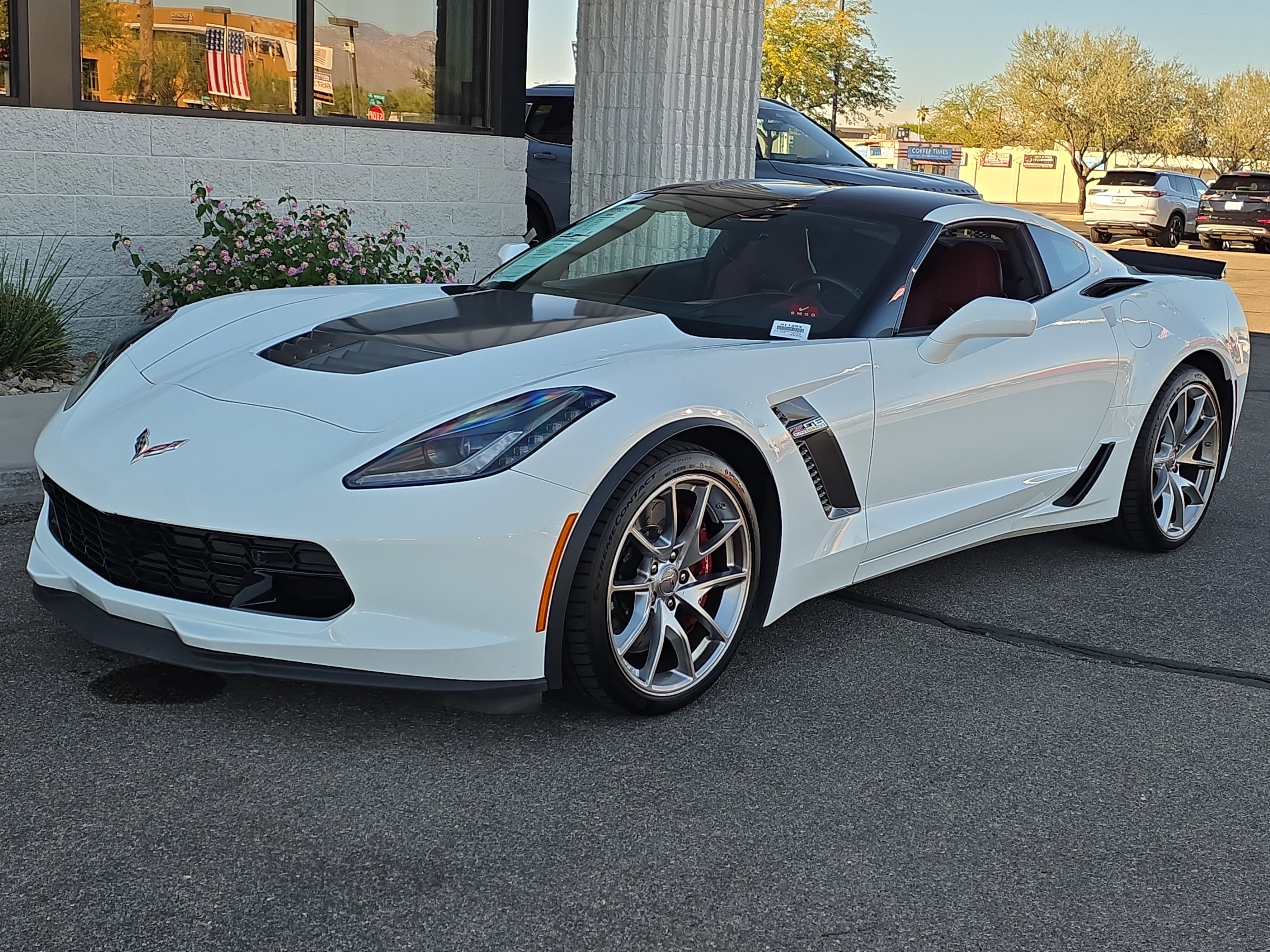 Used 2016 Chevrolet Corvette Z06 w/ 3LZ Preferred Equipment Group image 3