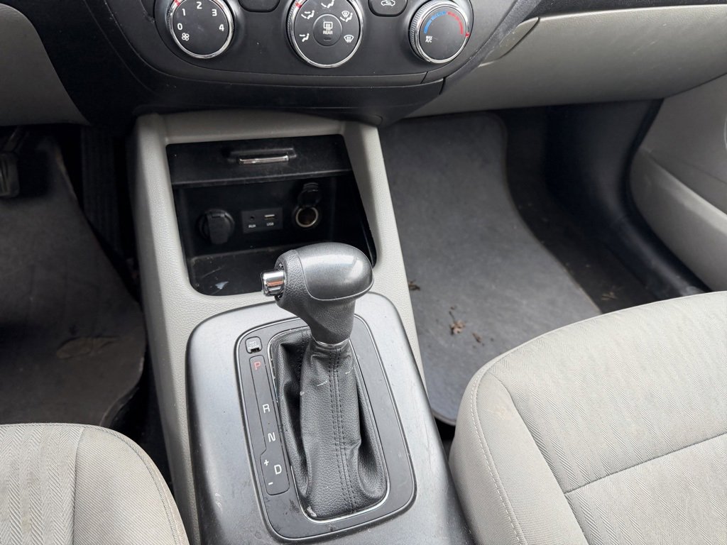 Used 2015 Kia Forte LX image 8