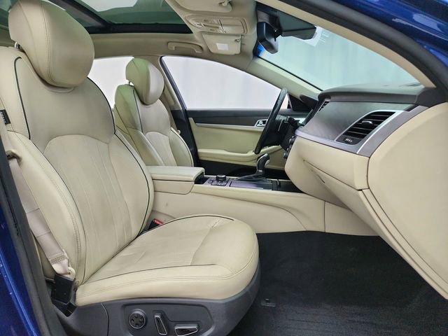 Used 2016 Hyundai Genesis 3.8 w/ Option Group 04 AWD/4WD image 25