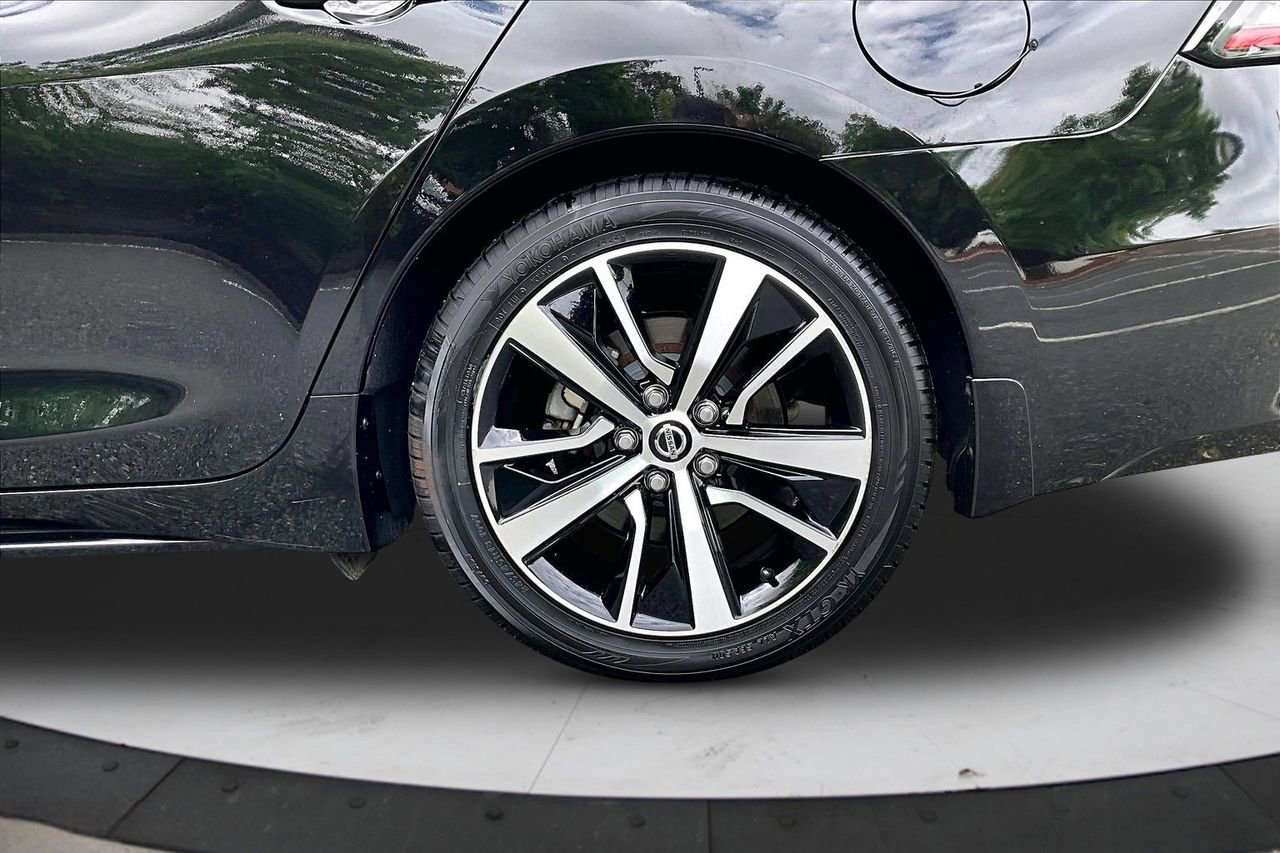 Used 2021 Nissan Maxima 3.5 SV w/ Floor Mat Group FWD image 34
