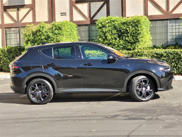 Used 2024 Dodge Hornet R/T Plus w/ R/T Blacktop Package image 4