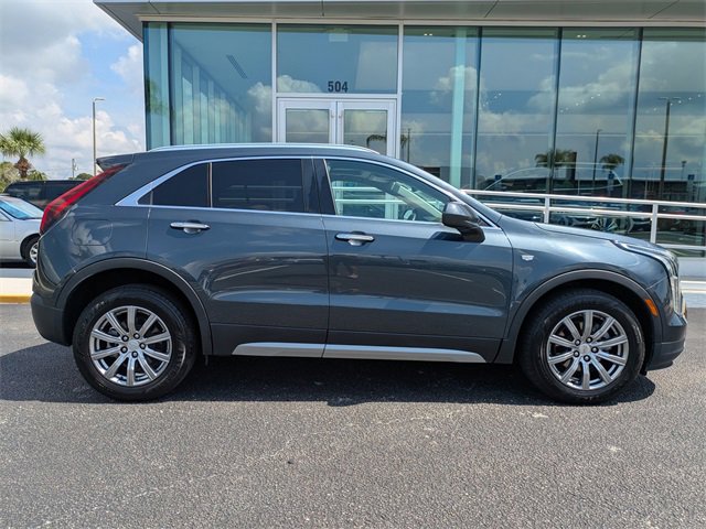 Used 2020 Cadillac XT4 Premium Luxury w/ Driver Awareness Package image 3