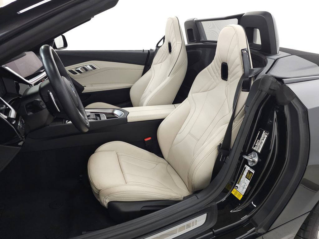 Used 2023 BMW Z4 sDrive30i w/ Premium Package RWD image 13