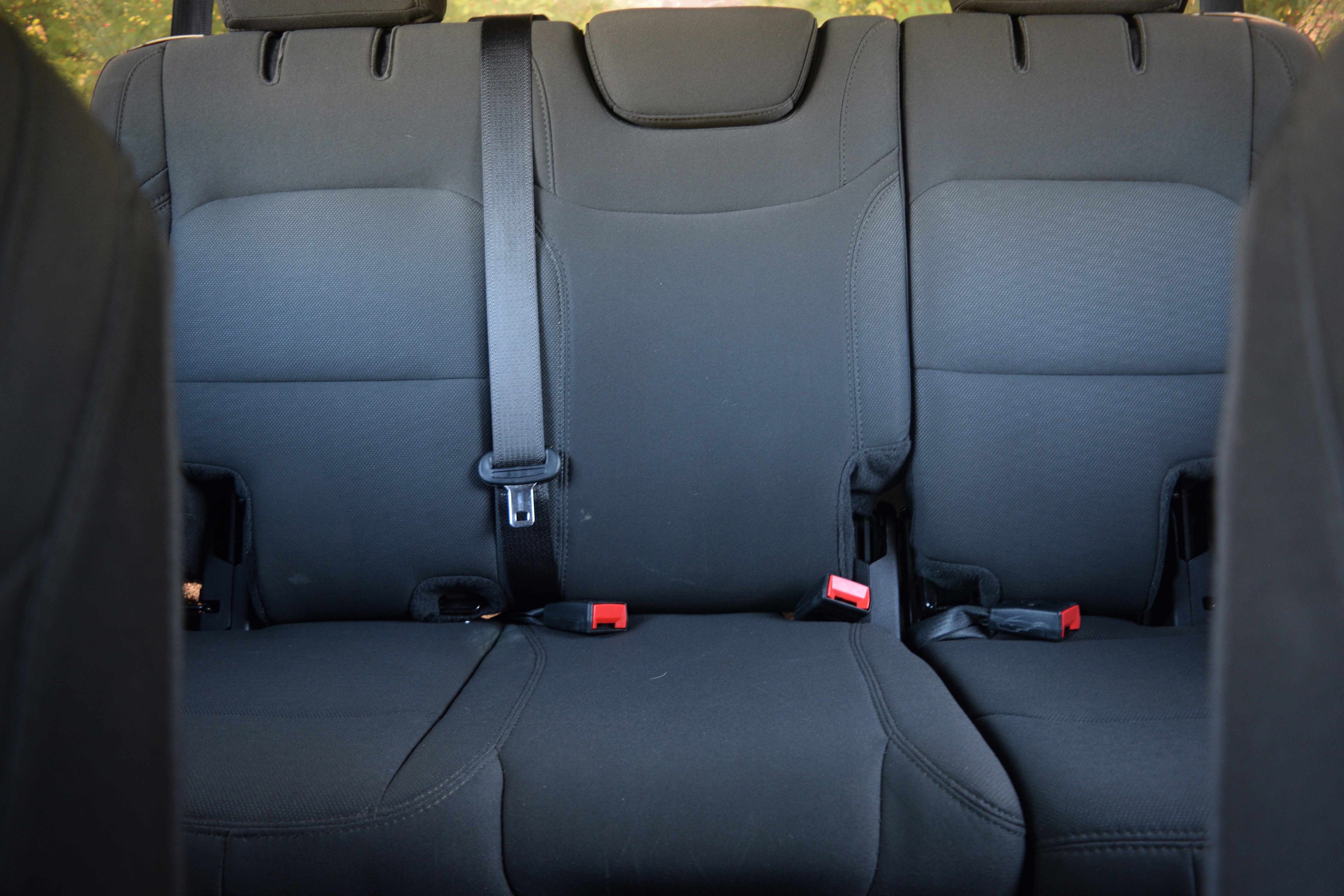 Used 2022 Jeep Wrangler Unlimited Sahara w/ Cold Weather Group image 16