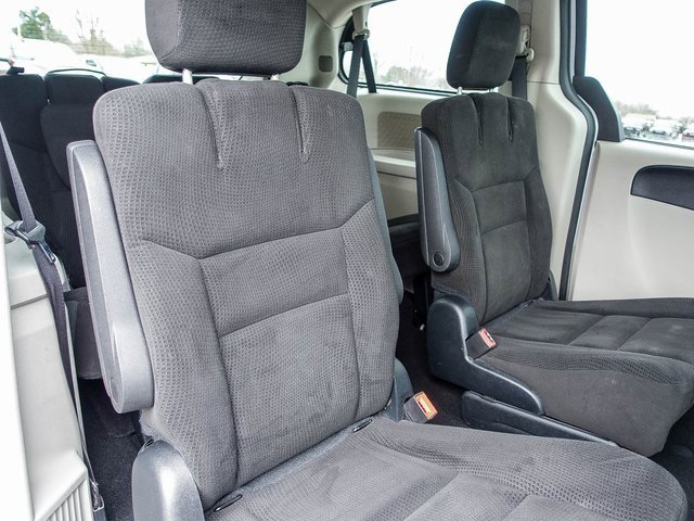 Used 2016 Dodge Grand Caravan SE w/ Quick Order Package 29E SE image 7