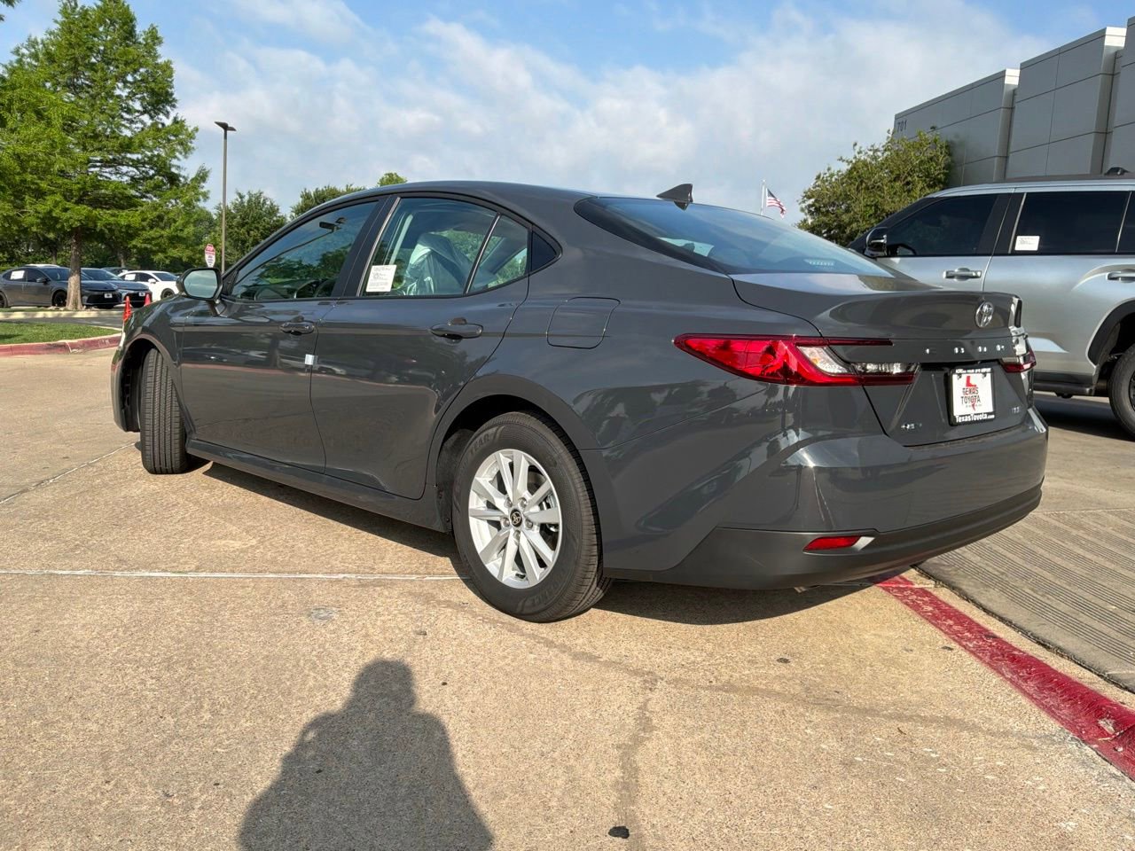 New 2026 Toyota Camry LE FWD image 7