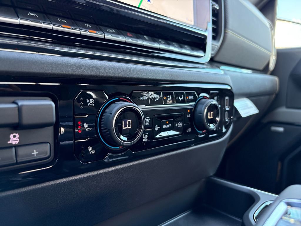 New 2025 Chevrolet Silverado 1500 ZR2 w/ Technology Package image 6