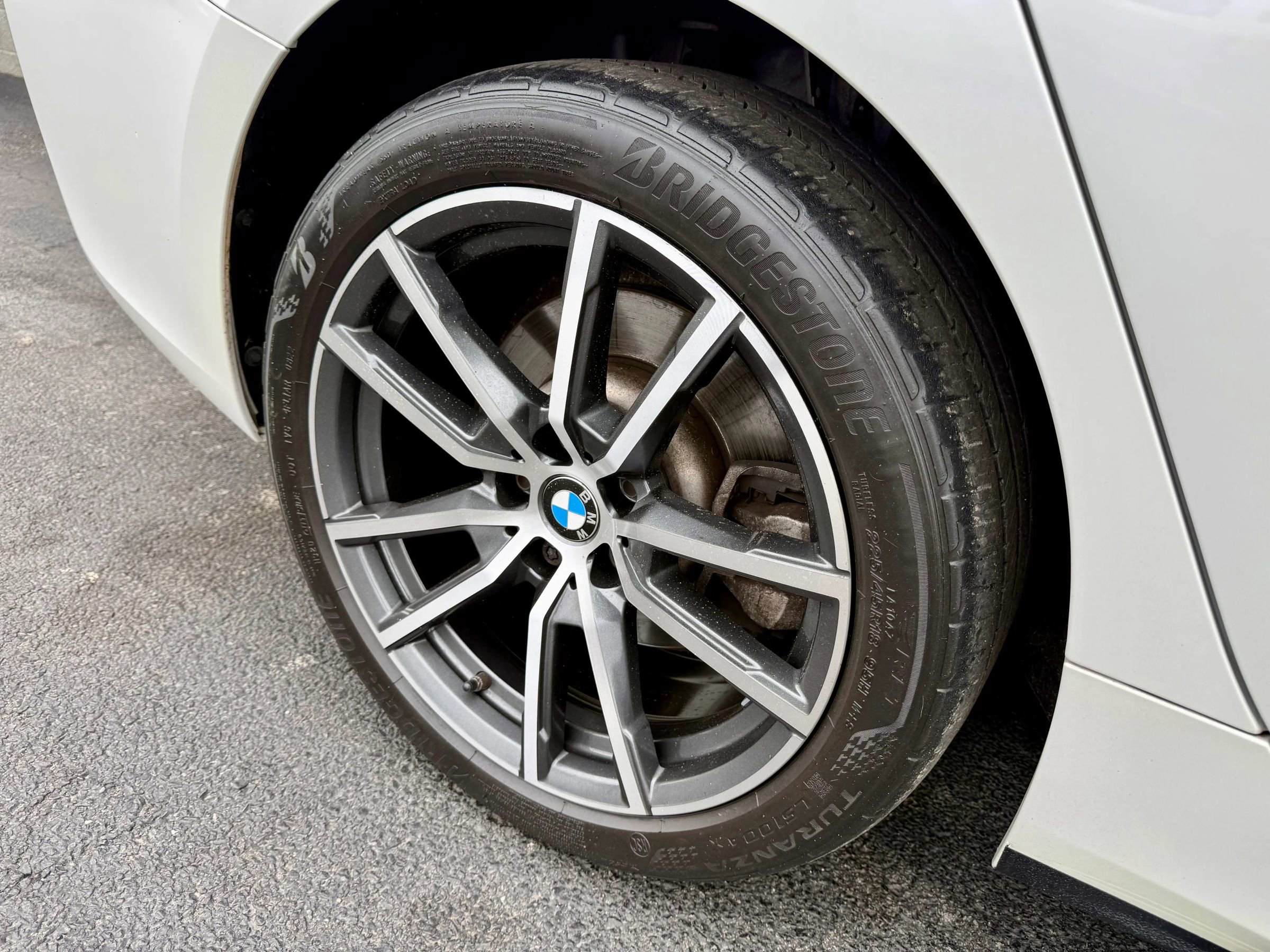 Used 2022 BMW 330i xDrive Sedan w/ Driving Assistance Package AWD/4WD image 16