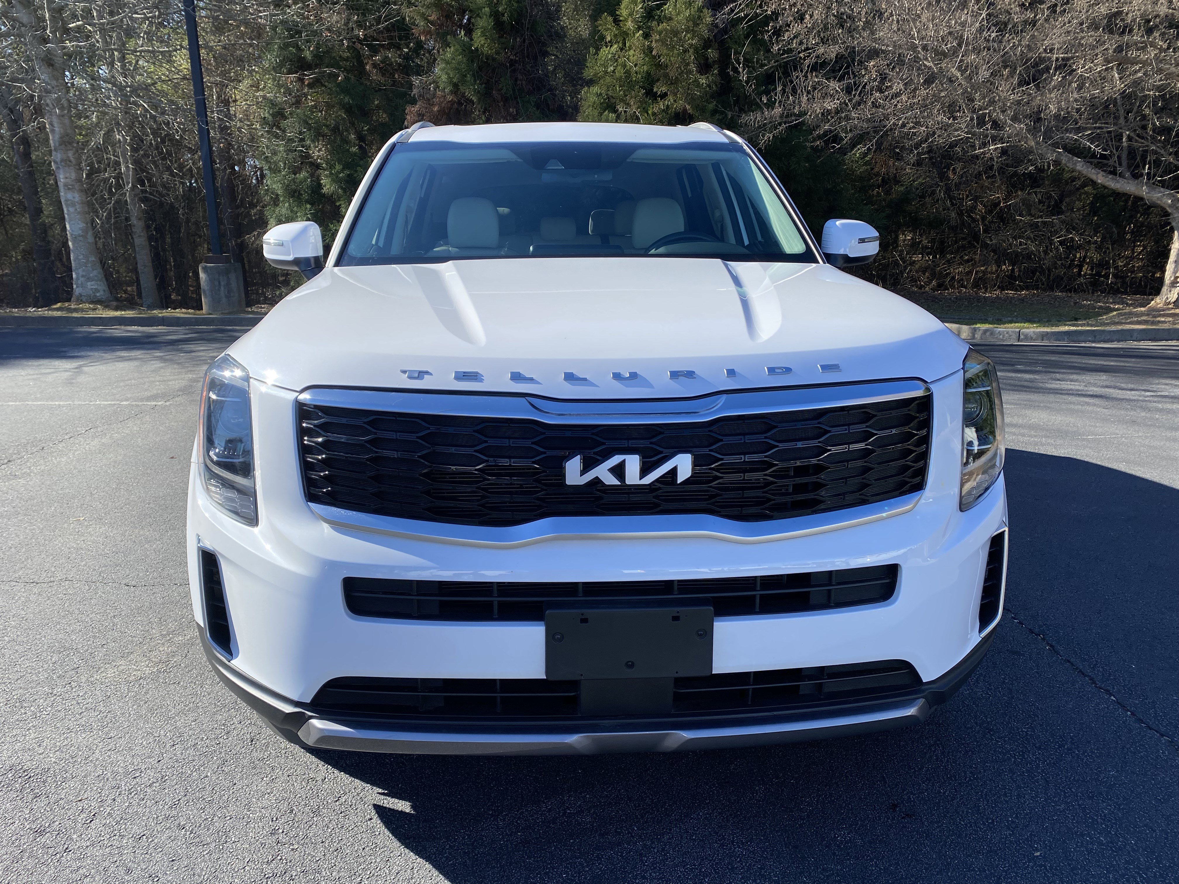 Used 2022 Kia Telluride EX image 3