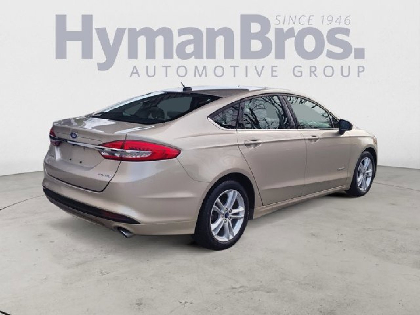 Used 2018 Ford Fusion S image 3