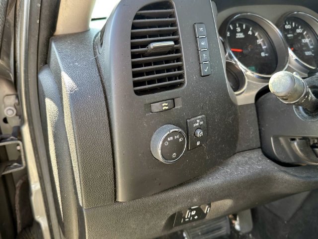 Used 2012 Chevrolet Silverado 1500 LT AWD/4WD image 18