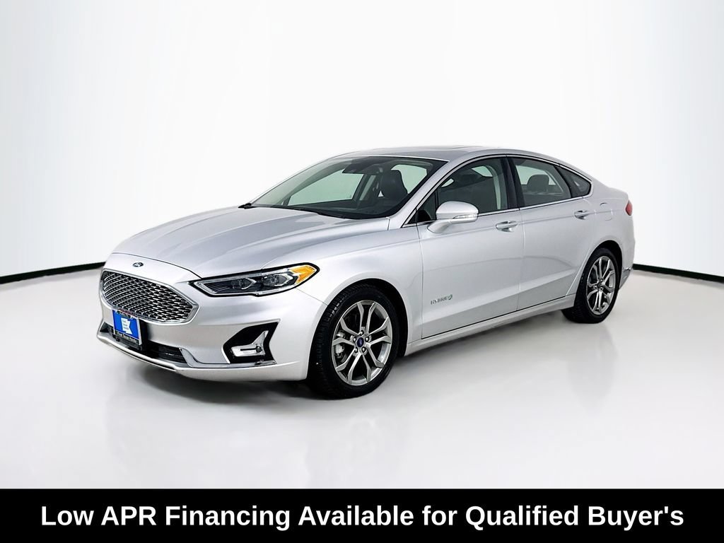 Used 2019 Ford Fusion Titanium FWD image 3