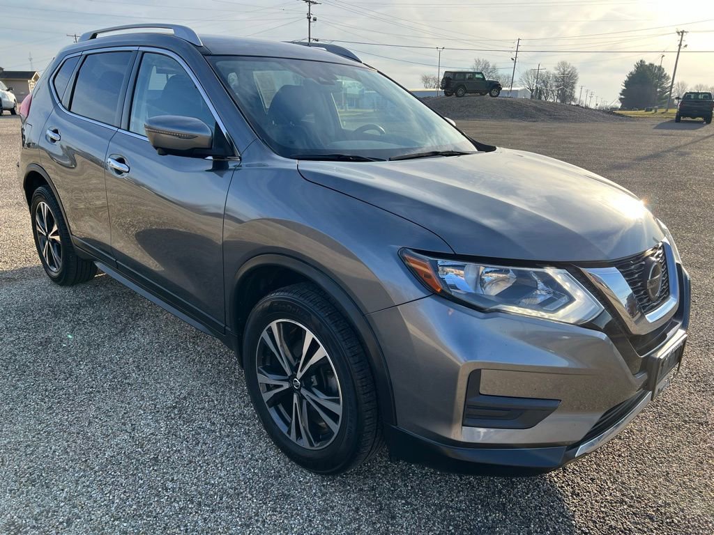 Used 2019 Nissan Rogue SV w/ Premium Package image 5