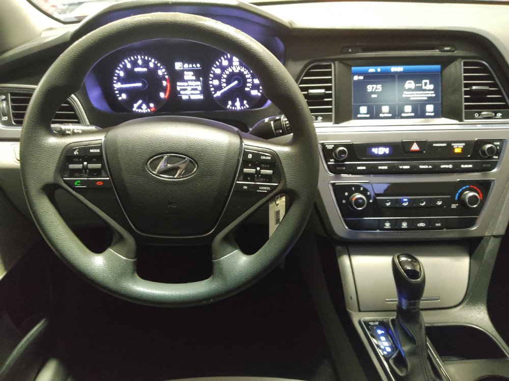 Used 2016 Hyundai Sonata SE image 22
