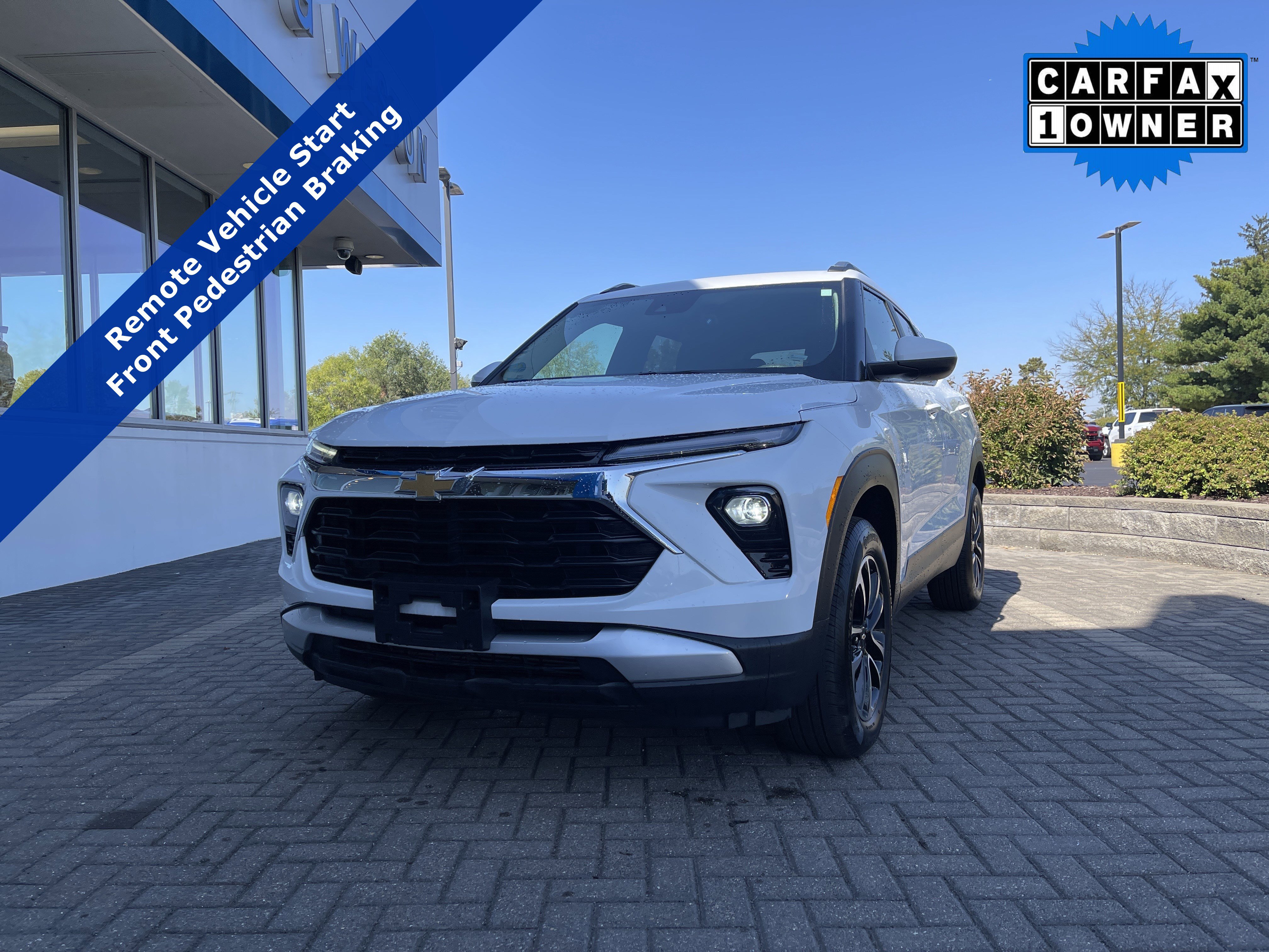 Used 2025 Chevrolet TrailBlazer LT image 1