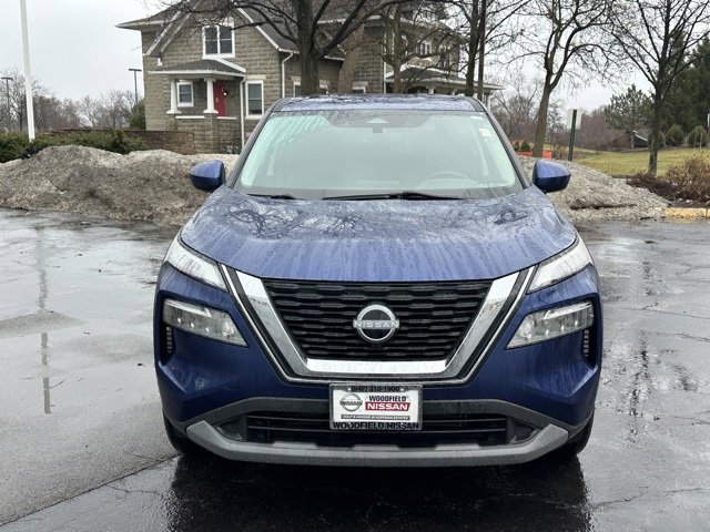 Certified 2023 Nissan Rogue SV image 2
