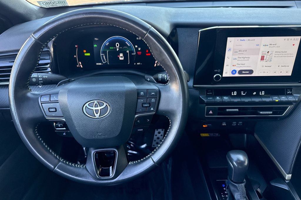 Used 2025 Toyota Camry SE FWD image 14