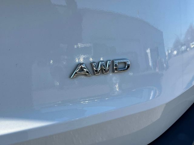 Used 2023 Nissan Rogue S image 9