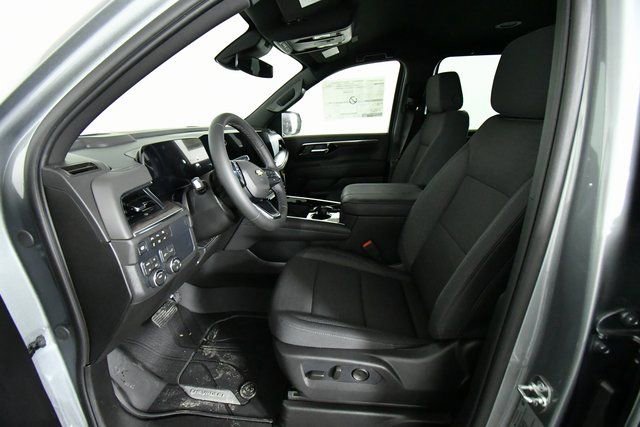 New 2026 Chevrolet Suburban LS AWD/4WD image 5