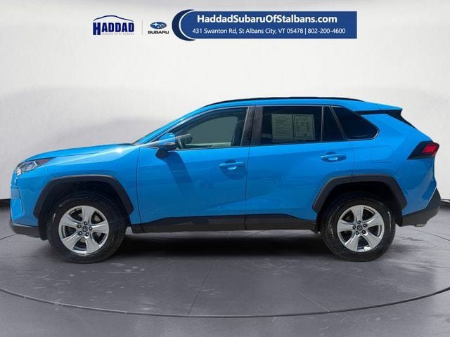 Used 2020 Toyota RAV4 XLE w/ Convenience Package AWD/4WD image 2
