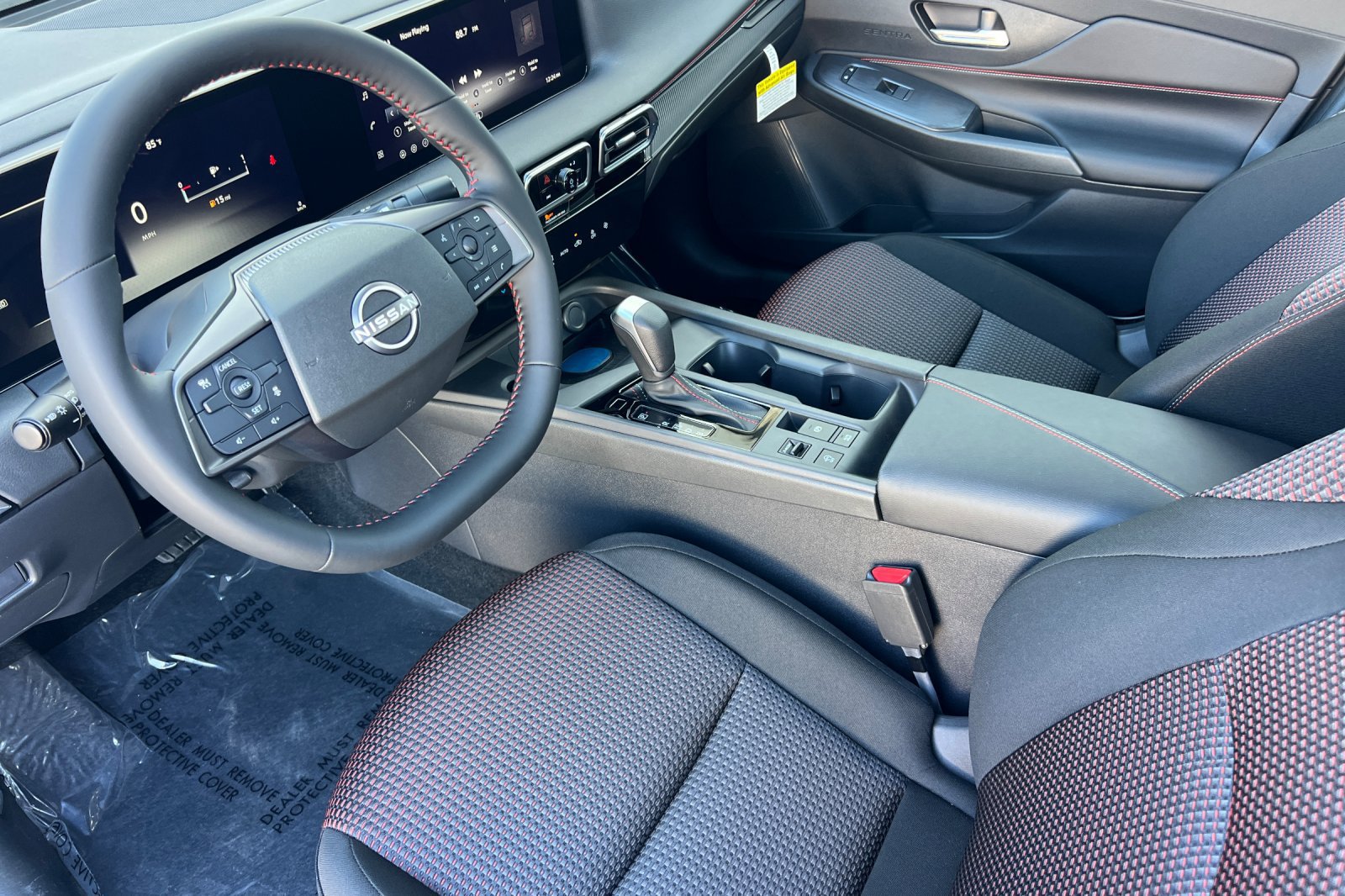 New 2027 Nissan Sentra SR w/ Floor Mat Package FWD image 7