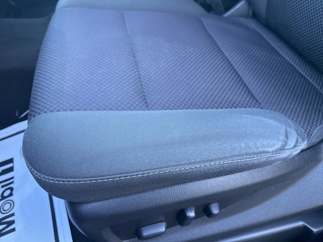 Used 2018 GMC Sierra 1500 SLE w/ SLE Value Package image 16