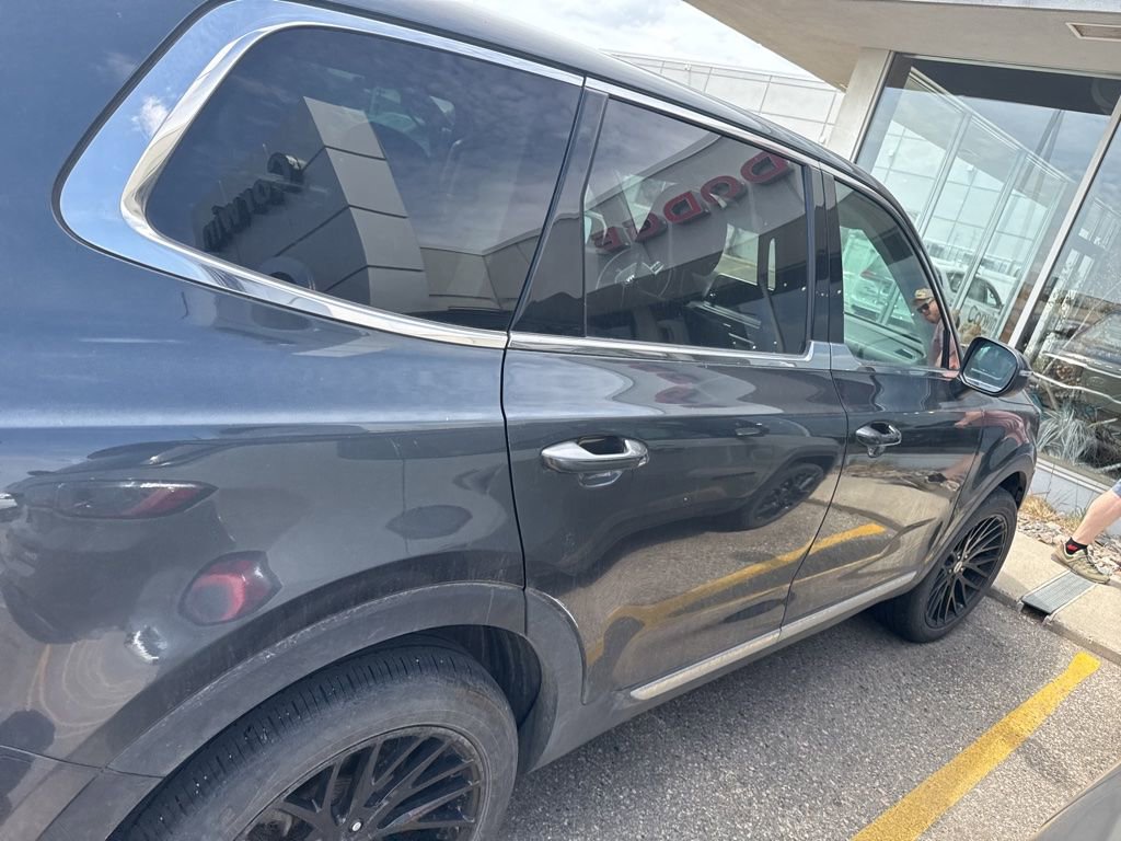 Used 2020 Kia Telluride LX AWD/4WD image 12