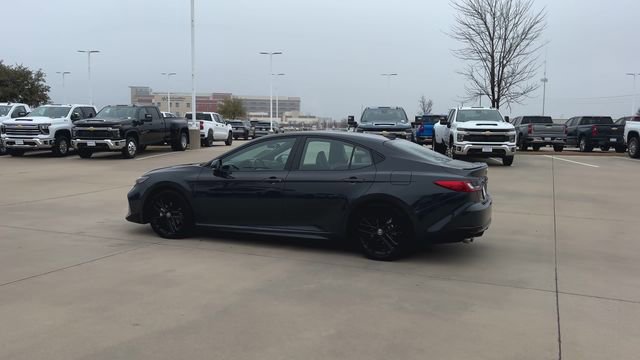 Used 2025 Toyota Camry SE image 7