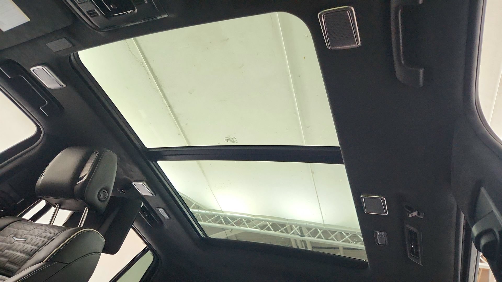 Certified 2025 Cadillac Escalade Sport Platinum w/ LPO, Floor Liner Package AWD/4WD image 22