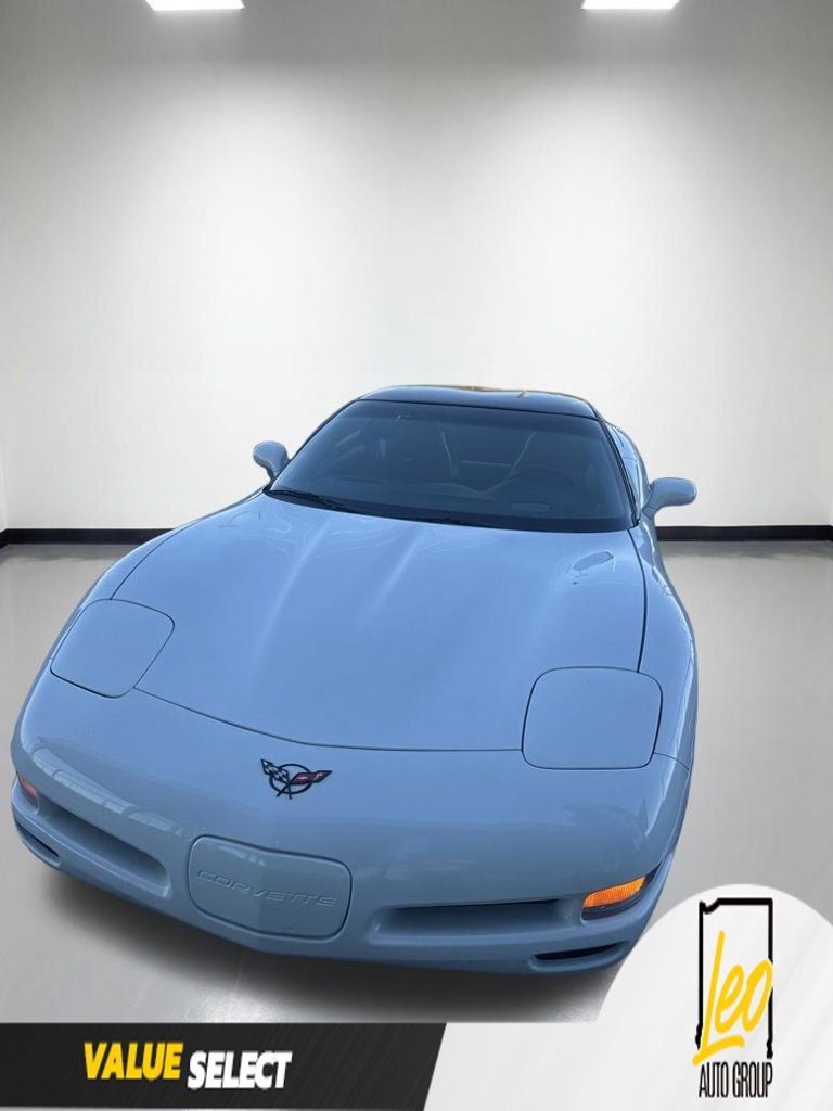 Used 2004 Chevrolet Corvette Coupe w/ Preferred Equipment Group RWD image 17