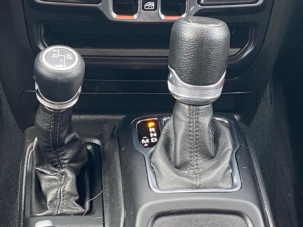 Used 2023 Jeep Wrangler Unlimited image 9