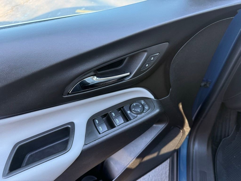 Certified 2024 Chevrolet Equinox LS w/ LS Convenience Package image 18