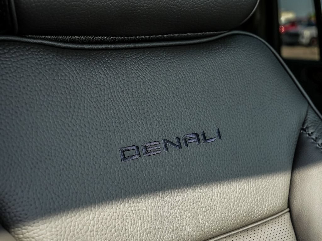 New 2026 GMC Yukon XL Denali w/ Advanced Technology Package AWD/4WD image 22