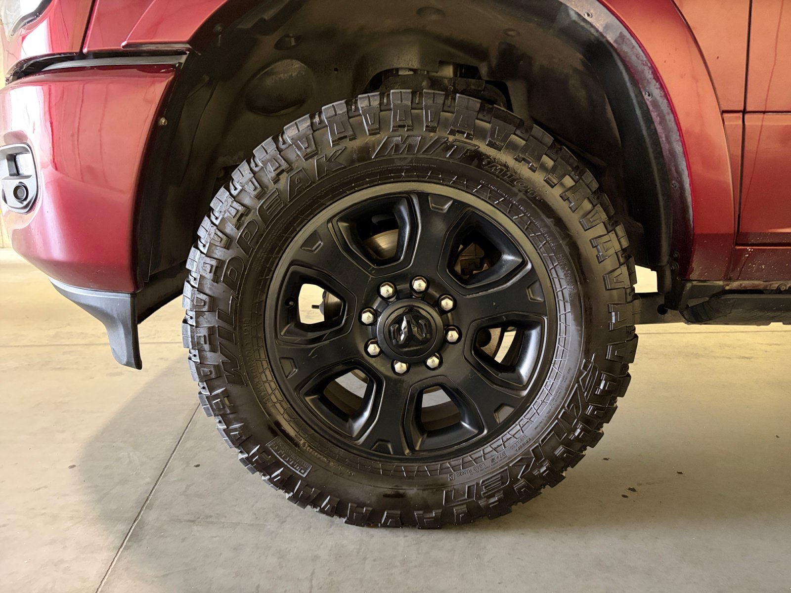 Used 2022 RAM 3500 Limited w/ Safety Group AWD/4WD image 18