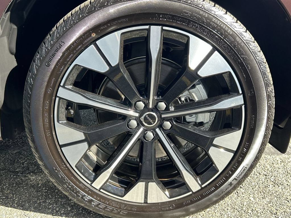 New 2026 Volvo XC60 B5 Ultra w/ Climate Package AWD/4WD image 13