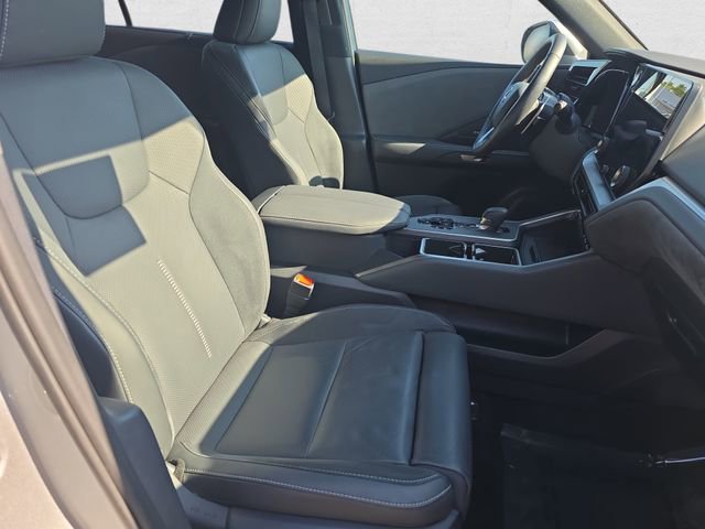 Used 2025 Lexus TX 550h AWD Plug-In Hybrid w/ Technology Package image 10