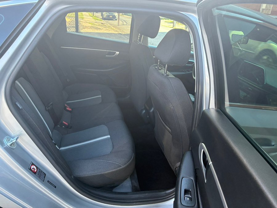 Used 2021 Hyundai Sonata SE FWD image 11