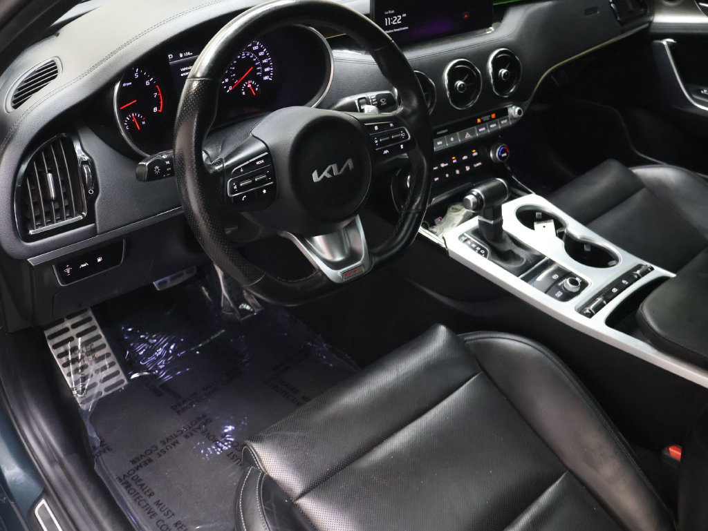 Used 2022 Kia Stinger GT1 RWD image 17