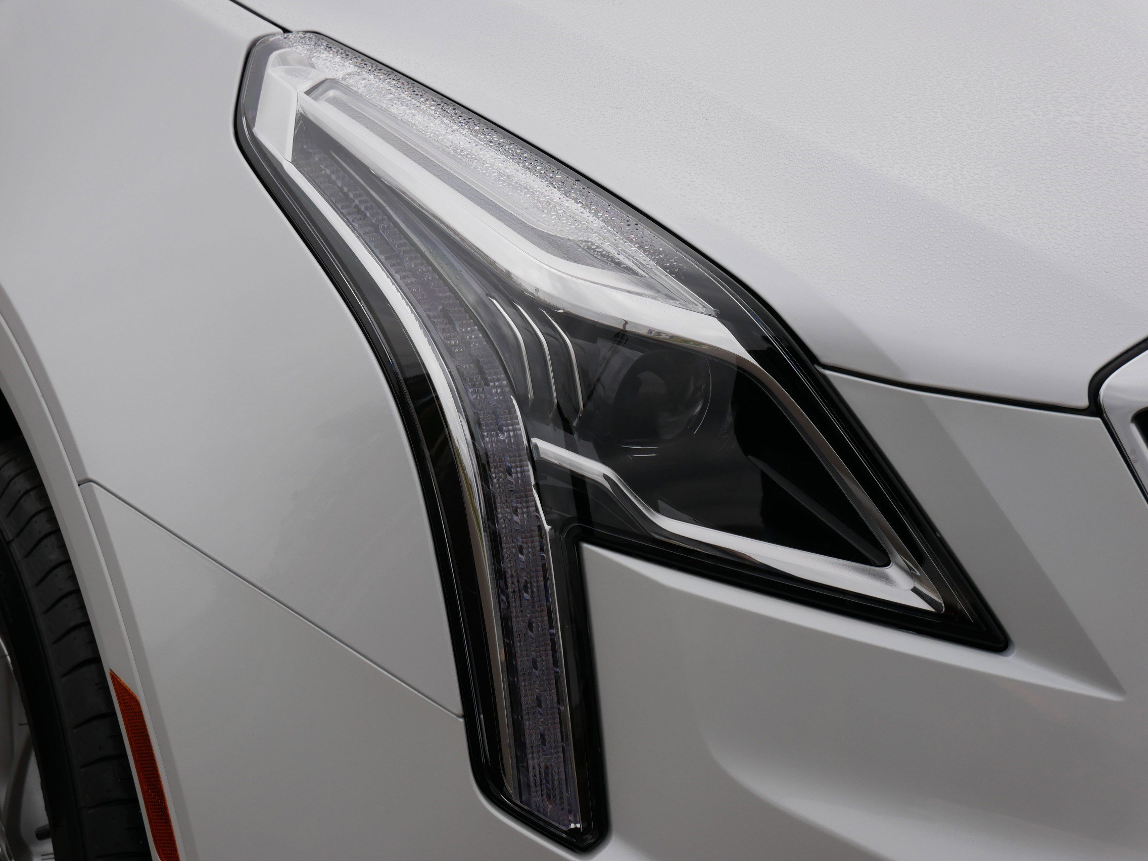 New 2026 Cadillac XT5 Luxury image 14