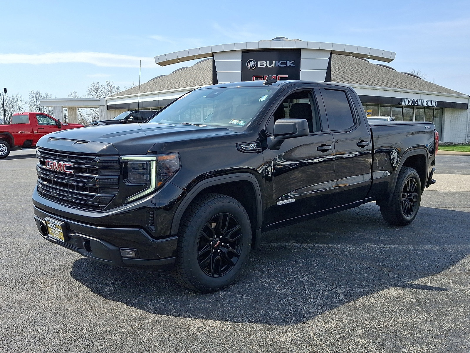 Used 2023 GMC Sierra 1500 Elevation w/ X31 Off-Road Package image 4