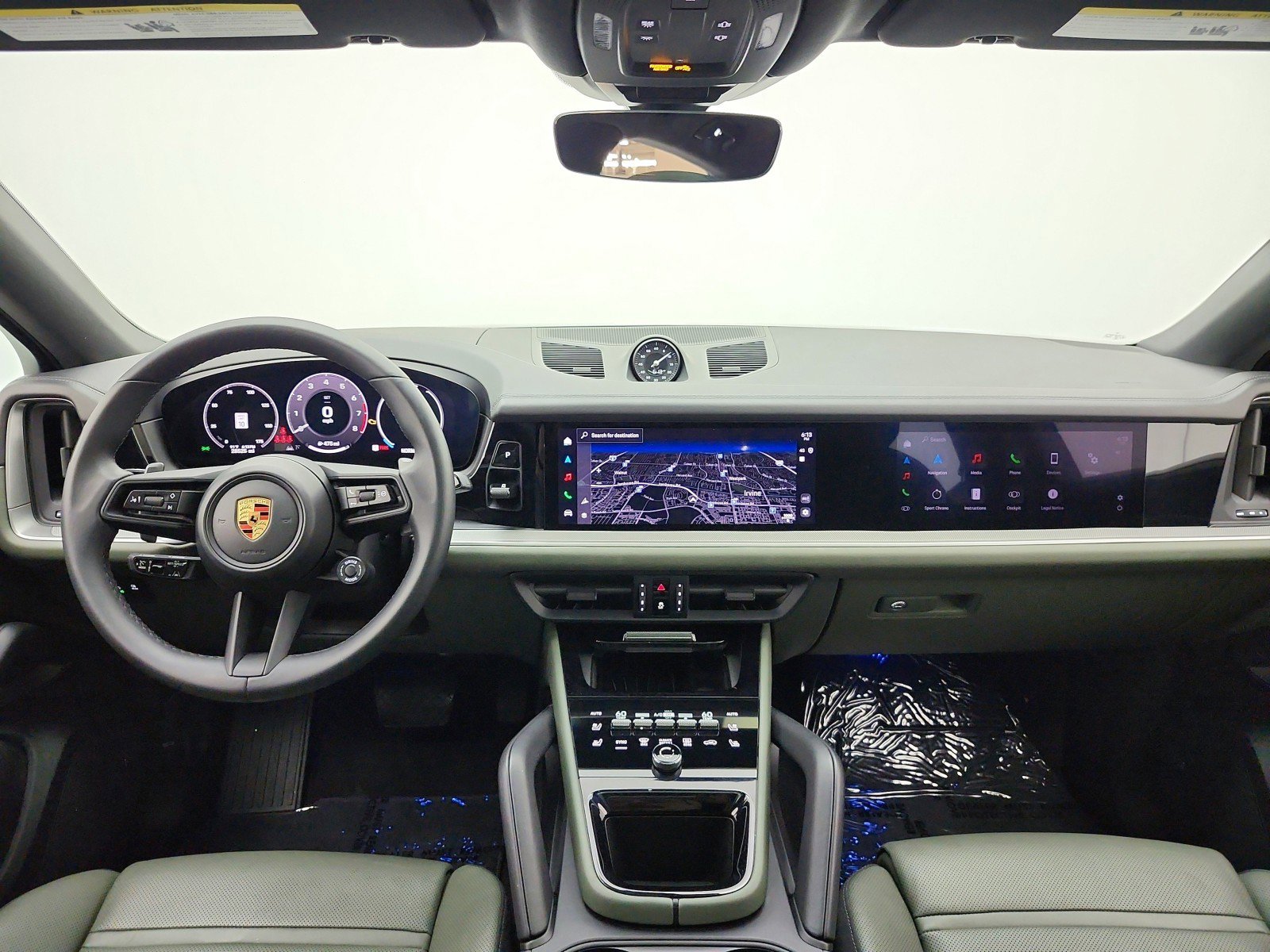 Used 2024 Porsche Cayenne Coupe image 20