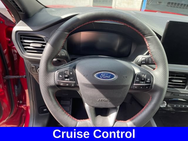Used 2023 Ford Escape ST-Line w/ Tech Pack #1 AWD/4WD image 14