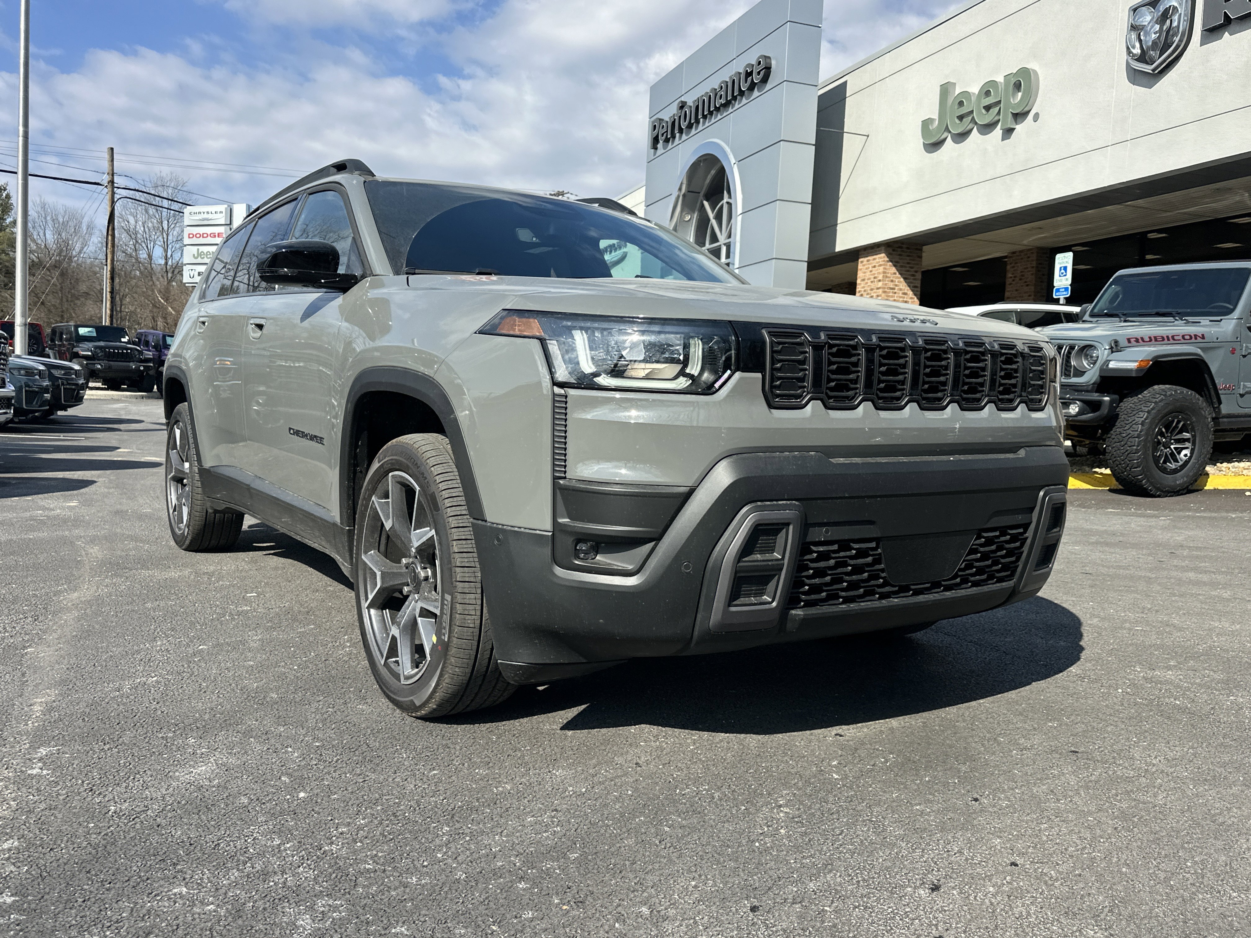 New 2026 Jeep Cherokee Overland image 15