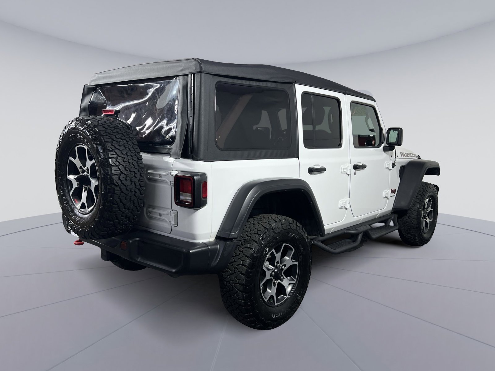Used 2023 Jeep Wrangler Unlimited Rubicon w/ Cold Weather Group image 7