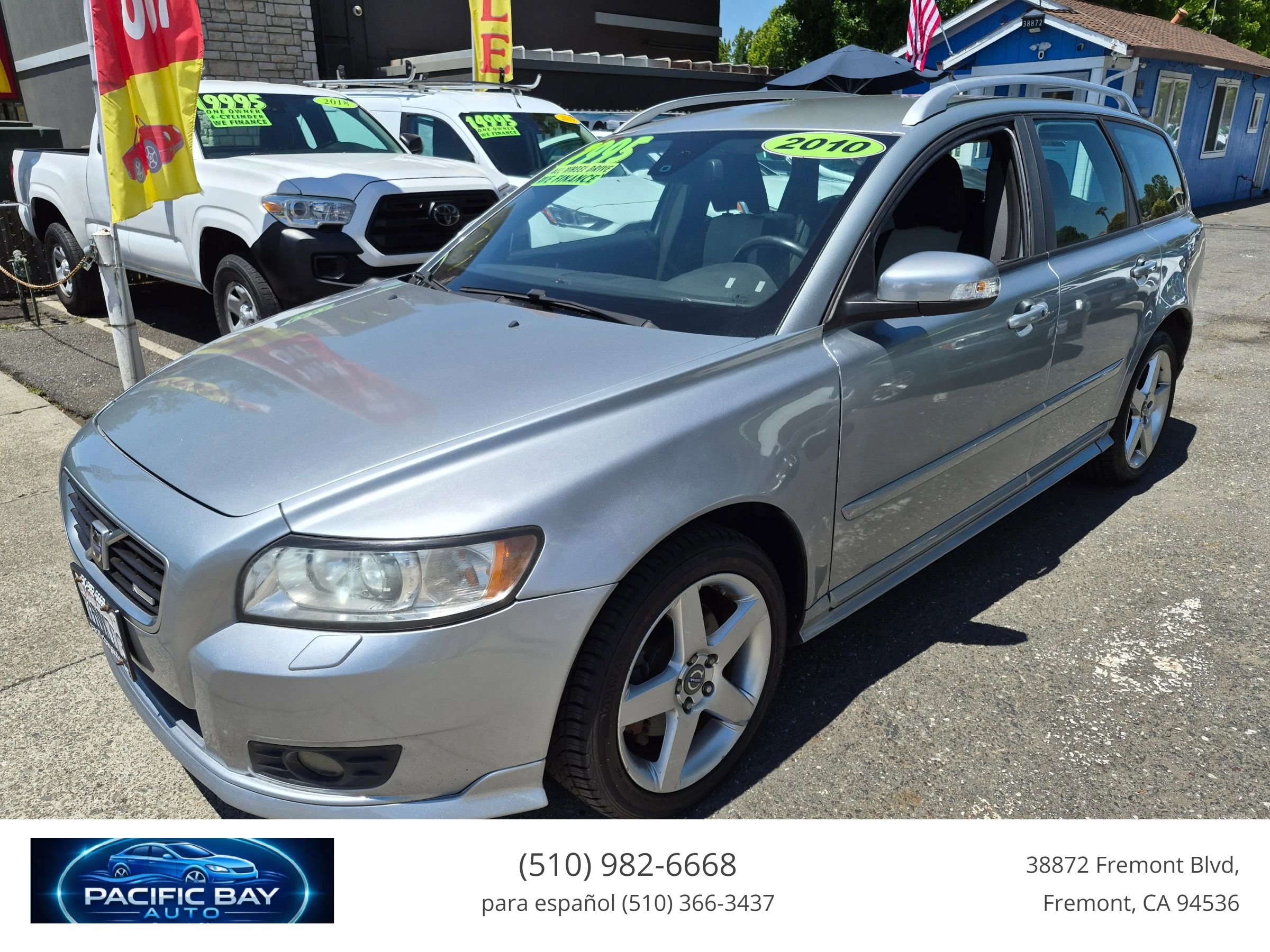 Used 2010 Volvo V50 T5 R-Design AWD/4WD image 3