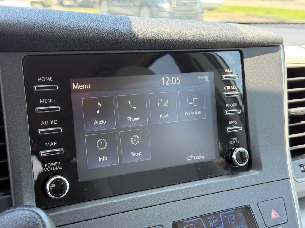 Used 2019 Toyota Sienna L FWD image 23