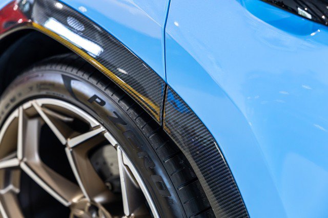 Used 2024 Lamborghini Urus Performante AWD/4WD image 26