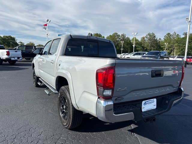 Used 2021 Toyota Tacoma SR5 AWD/4WD image 5