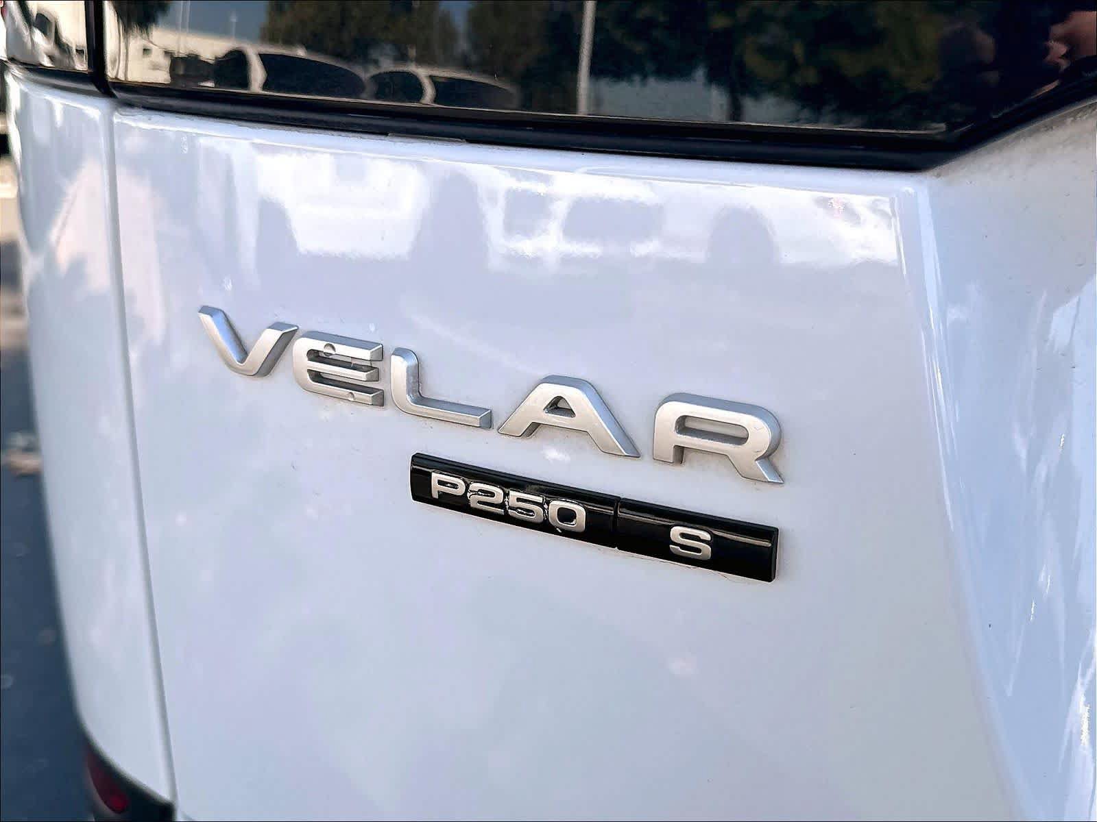 Used 2020 Land Rover Range Rover Velar S AWD/4WD image 23