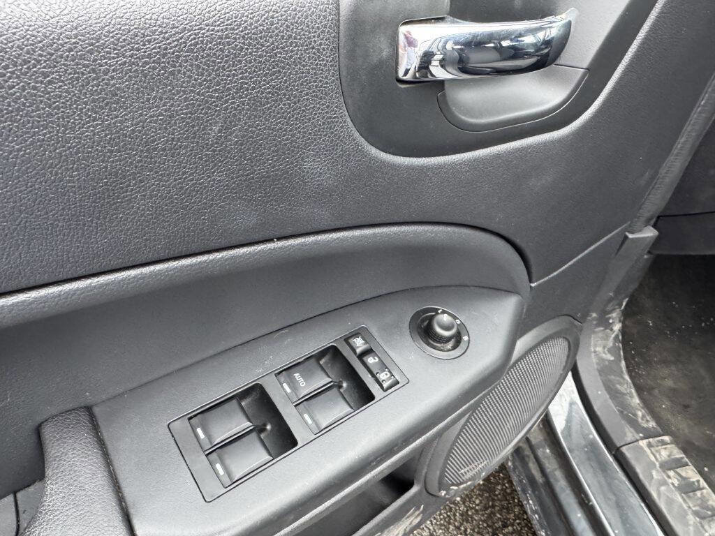 Used 2011 Dodge Caliber Mainstreet image 8